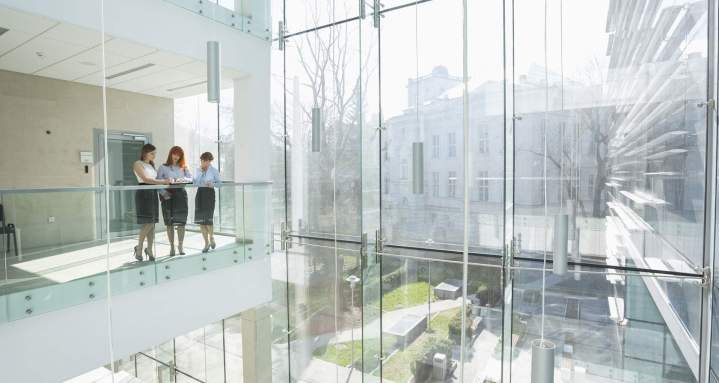 Façades en verre Montréal